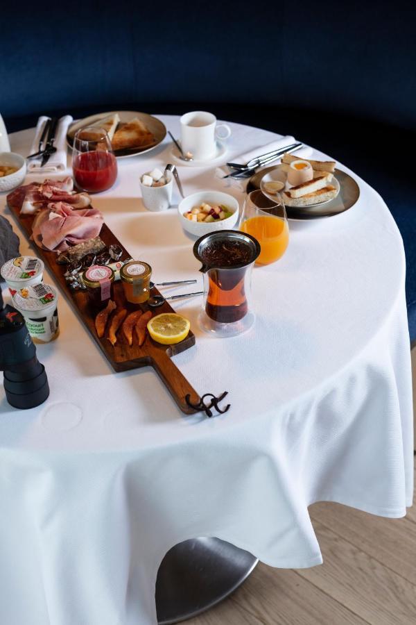 Le Broc  Hotel & Restaurant Origines Par Adrien Descouls - Teritoria מראה חיצוני תמונה