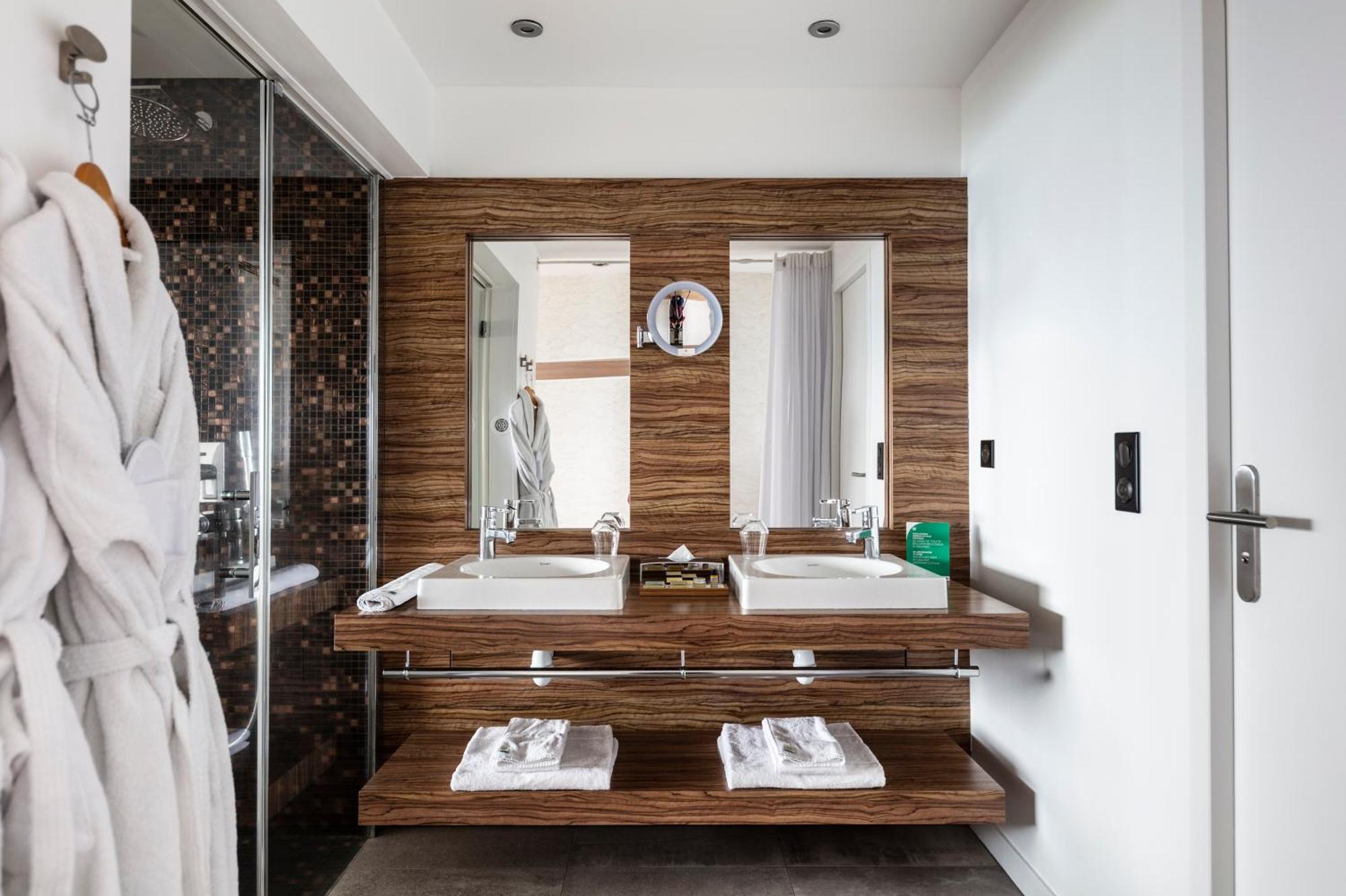 Le Broc  Hotel & Restaurant Origines Par Adrien Descouls - Teritoria חדר תמונה